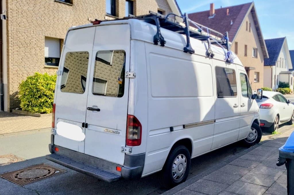 Naroa Entrümpelung, Haushaltsauflösung und Möbeltransport